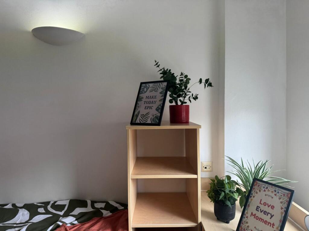 4 bed Studio for rent in Sunderland. From Hackett Property - Sunderland 4 bed Studio for rent in Sunderland. From Hackett Property - Sunderland