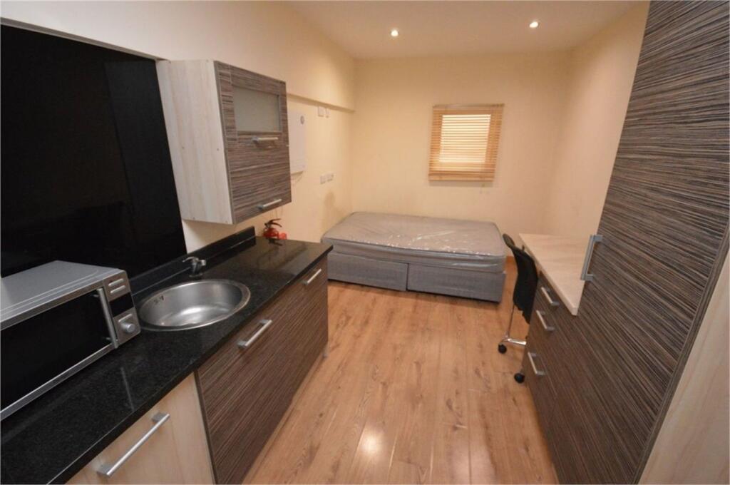 4 bed Studio for rent in Sunderland. From Hackett Property - Sunderland 4 bed Studio for rent in Sunderland. From Hackett Property - Sunderland