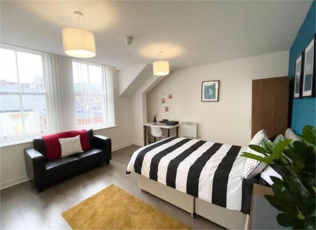 4 bed Studio for rent in Sunderland. From Hackett Property - Sunderland