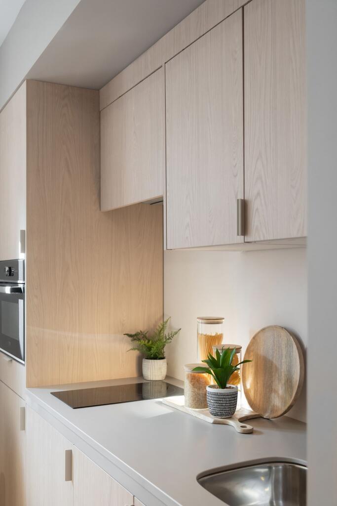 4 bed Studio for rent in Sunderland. From Hackett Property - Sunderland