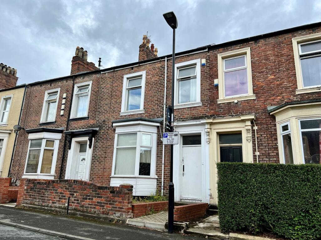 6 bed HMO for rent in Sunderland. From Hackett Property - Sunderland