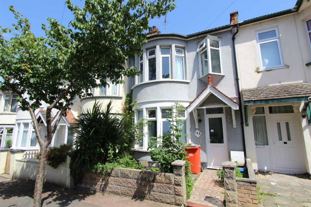 1 bed Room for rent in Southend-on-Sea. From 1st Call Sales and Lettings