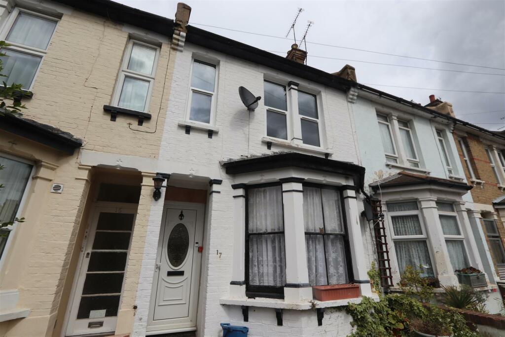 1 bed Not Specified for rent in Southend-on-Sea. From 1st Call Sales and Lettings