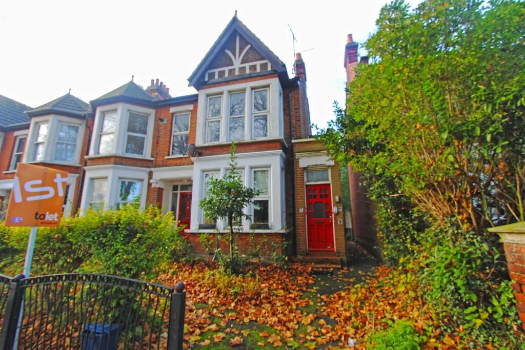 2 bed 1st Floor Flat for rent in Southend-on-Sea. From 1st Call Sales & Lettings - Southend