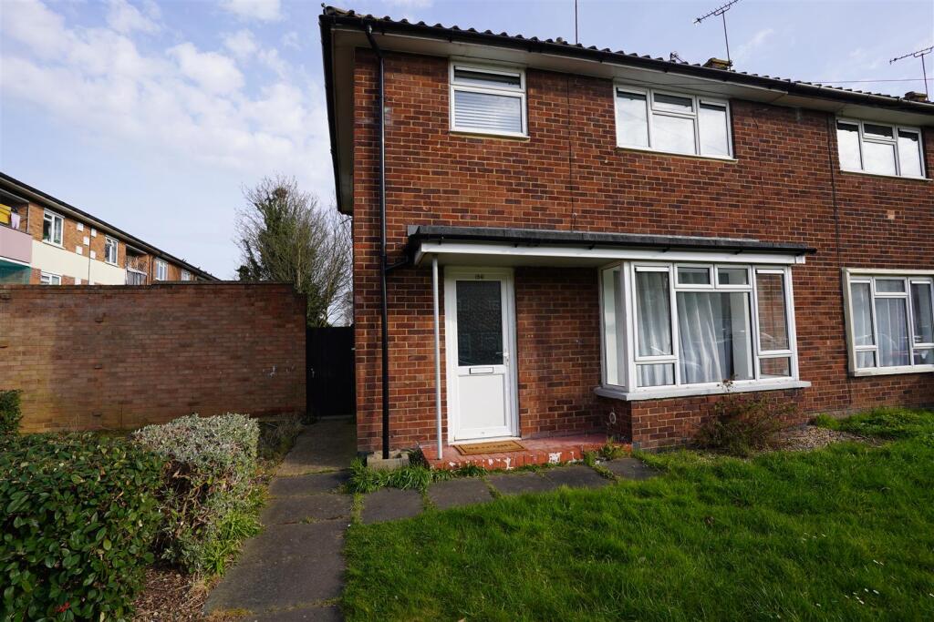 3 bed End of Terrace for rent in Southend-on-Sea. From 1st Call Sales & Lettings - Southend