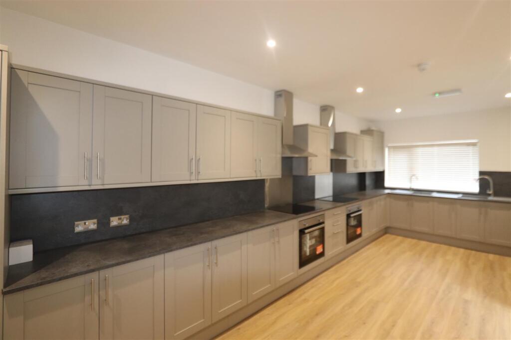 1 bed House Share for rent in Southend-on-Sea. From 1st Call Sales & Lettings - Southend