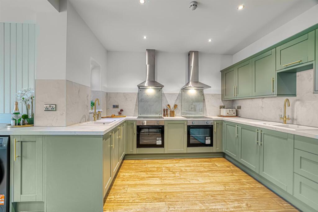 1 bed House Share for rent in Tarpots. From 1st Call Sales & Lettings - Southend