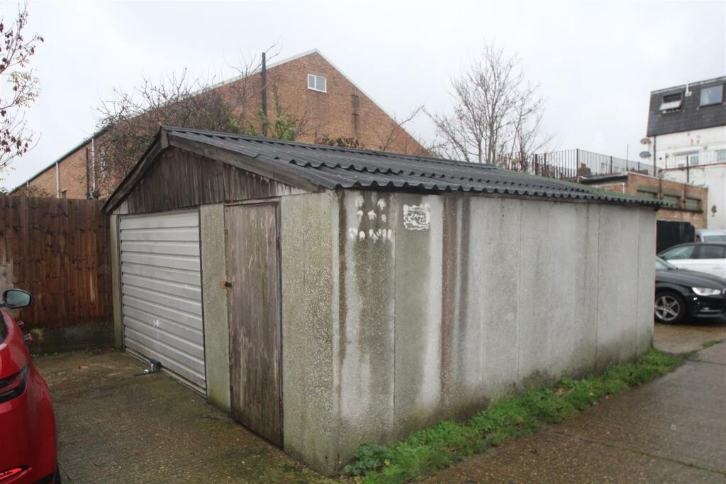 0 bed Garages for rent in Southend-on-Sea. From Sorrell Estates