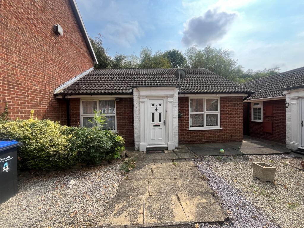 2 bed Bungalow for rent in Moulton. From Jackson Grundy Residential Lettings - Northampton