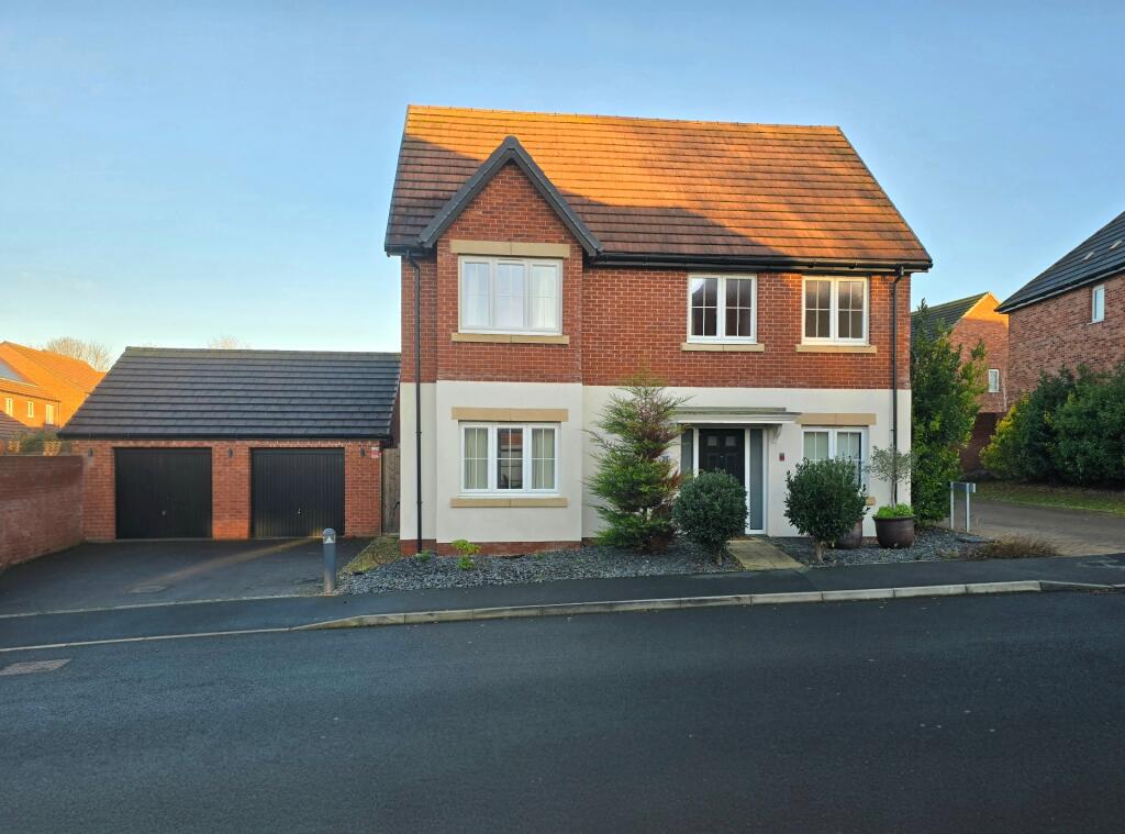 5 bed Detached for rent in Moulton. From Jackson Grundy Residential Lettings - Northampton