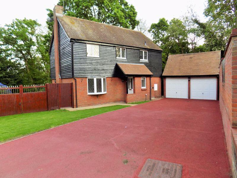 4 bed Detached for rent in Old Basing. From Loddon Properties - Chineham