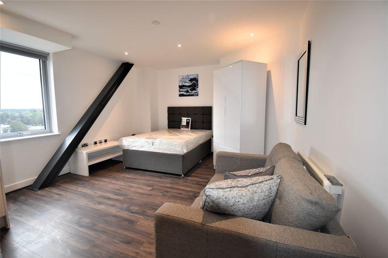 1 bed 1st Floor Flat for rent in Basingstoke. From Loddon Properties - Chineham