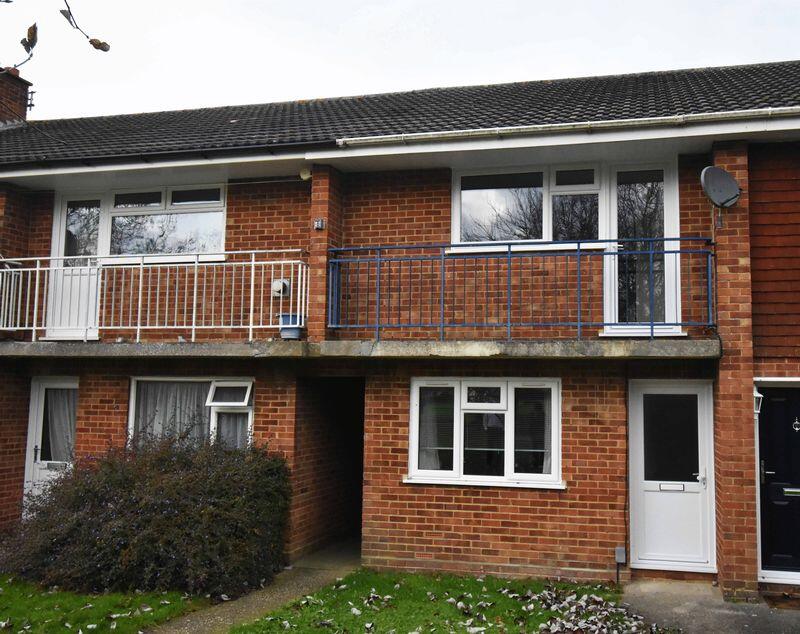 2 bed 1st Floor Flat for rent in Basingstoke. From Loddon Properties - Chineham 2 bed 1st Floor Flat for rent in Basingstoke. From Loddon Properties - Chineham