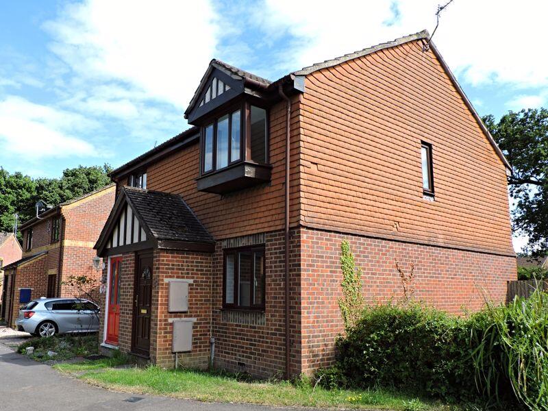 2 bed Semi Detached for rent in Old Basing. From Loddon Properties - Chineham