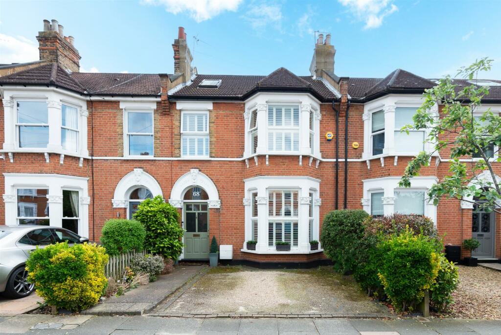 3 bed Mid Terraced House for rent in Eltham. From Westmount Estates Ltd