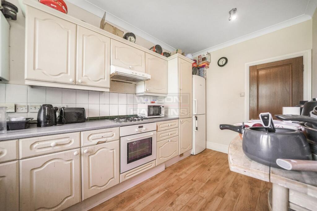 2 bed 1st Floor Flat for rent in Harrow. From Wilson Hawkins - Harrow on the Hill