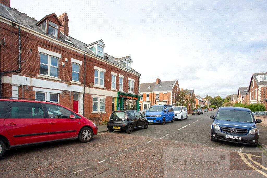 7 bed Mid Terraced House for rent in Newcastle upon Tyne. From Pat Robson - Jesmond - Student Lettings