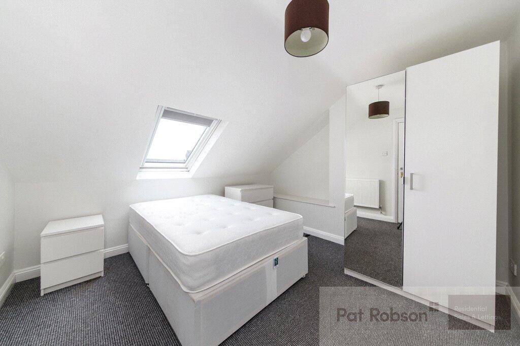 1 bed Mid Terraced House for rent in Newcastle upon Tyne. From Pat Robson - Jesmond - Student Lettings 1 bed Mid Terraced House for rent in Newcastle upon Tyne. From Pat Robson - Jesmond - Student Lettings
