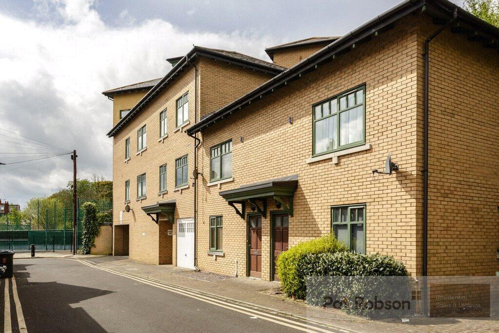 2 bed Mid Terraced House for rent in Newcastle upon Tyne. From Pat Robson - Jesmond - Student Lettings