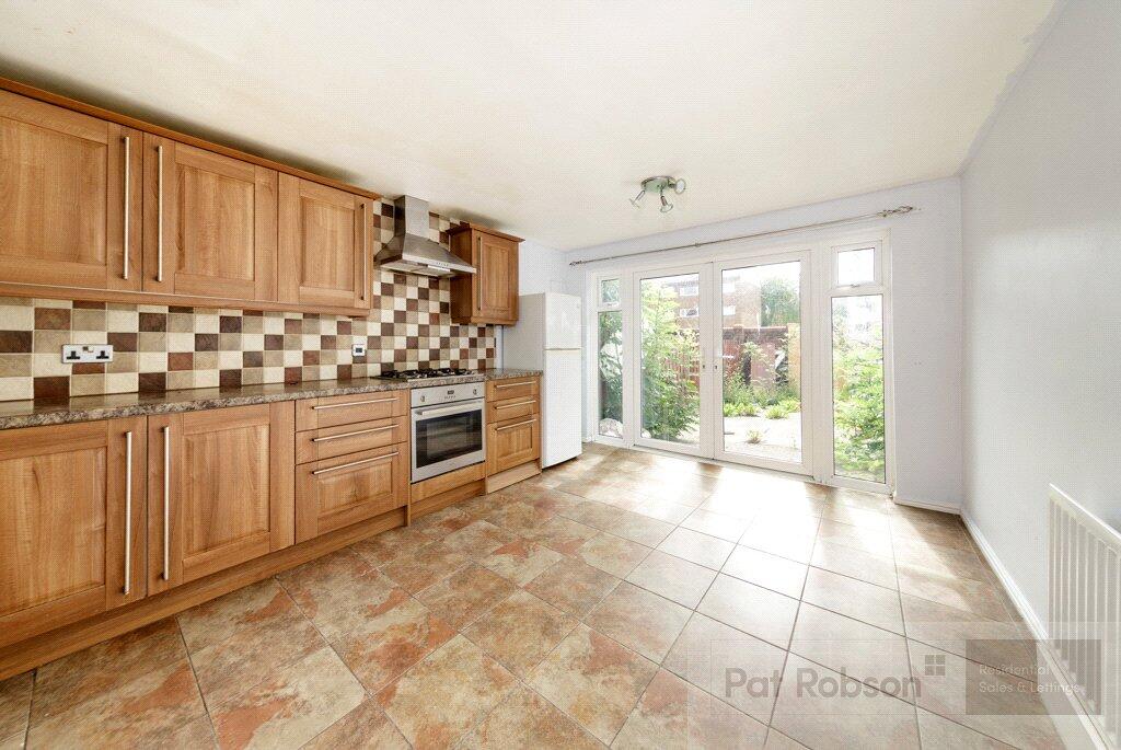 3 bed Mid Terraced House for rent in Newcastle upon Tyne. From Pat Robson - Jesmond - Student Lettings 3 bed Mid Terraced House for rent in Newcastle upon Tyne. From Pat Robson - Jesmond - Student Lettings