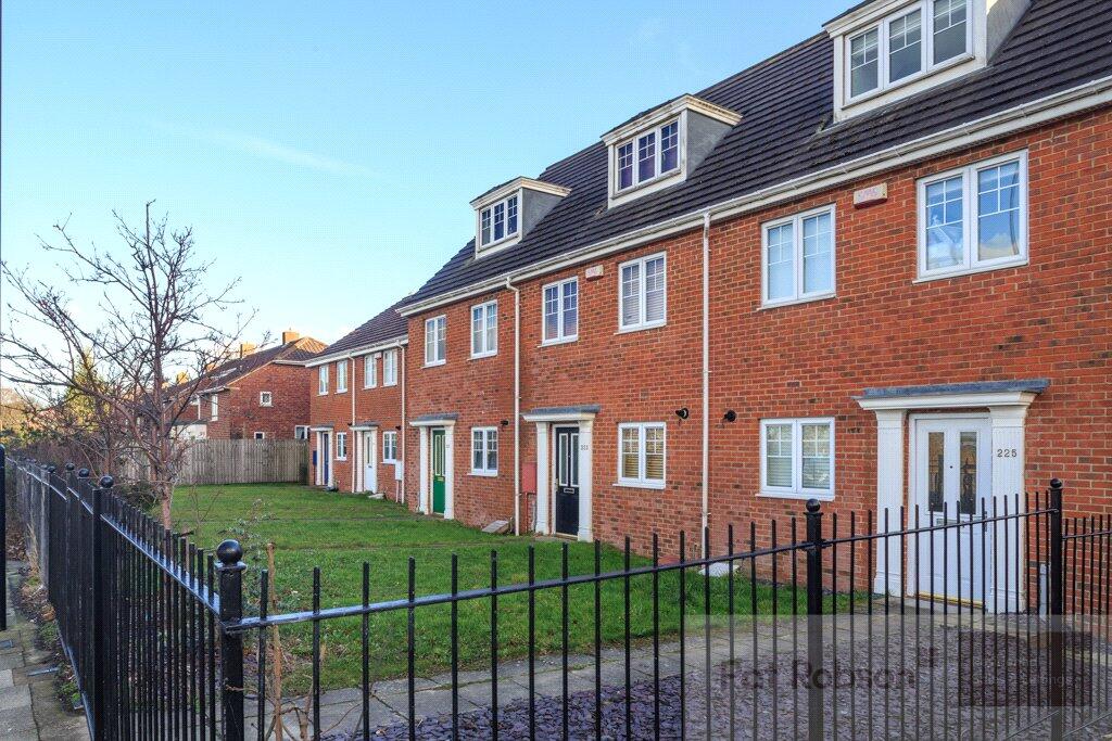 3 bed Mid Terraced House for rent in Woolsington. From Pat Robson - Jesmond - Student Lettings 3 bed Mid Terraced House for rent in Woolsington. From Pat Robson - Jesmond - Student Lettings
