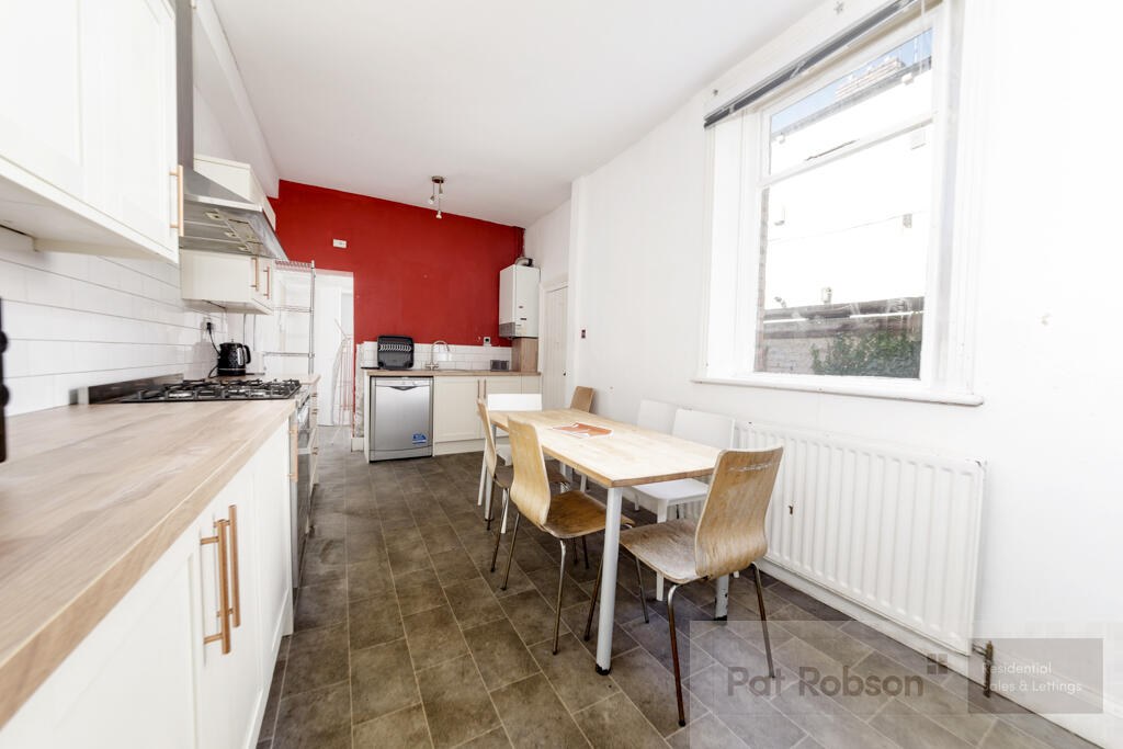 6 bed Detached for rent in Newcastle upon Tyne. From Pat Robson - Jesmond - Student Lettings