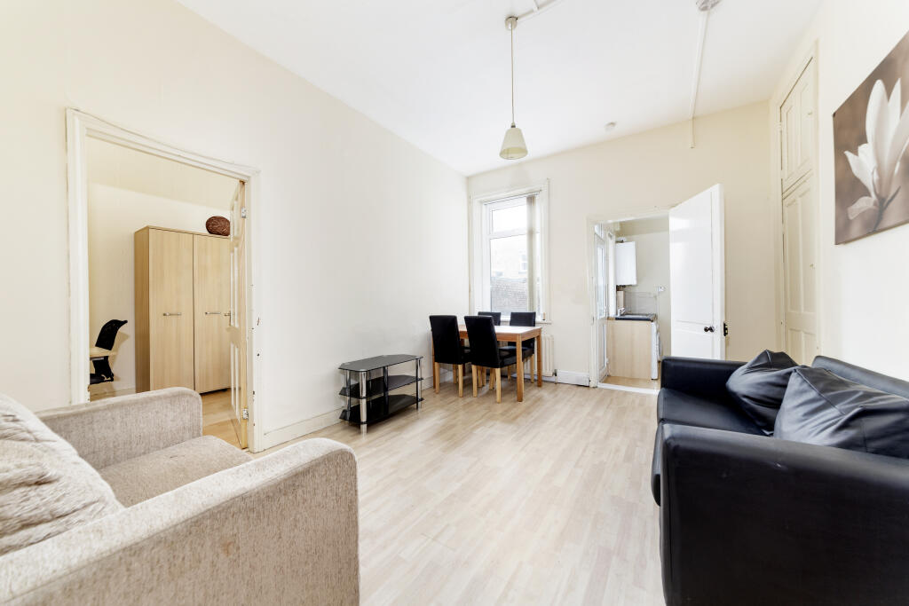 3 bed Apartment for rent in Newcastle upon Tyne. From Pat Robson - Jesmond - Student Lettings