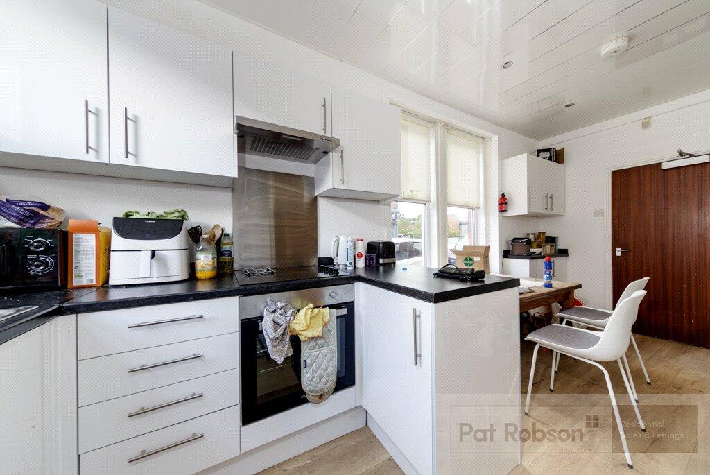 5 bed Detached for rent in Newcastle upon Tyne. From Pat Robson - Jesmond - Student Lettings