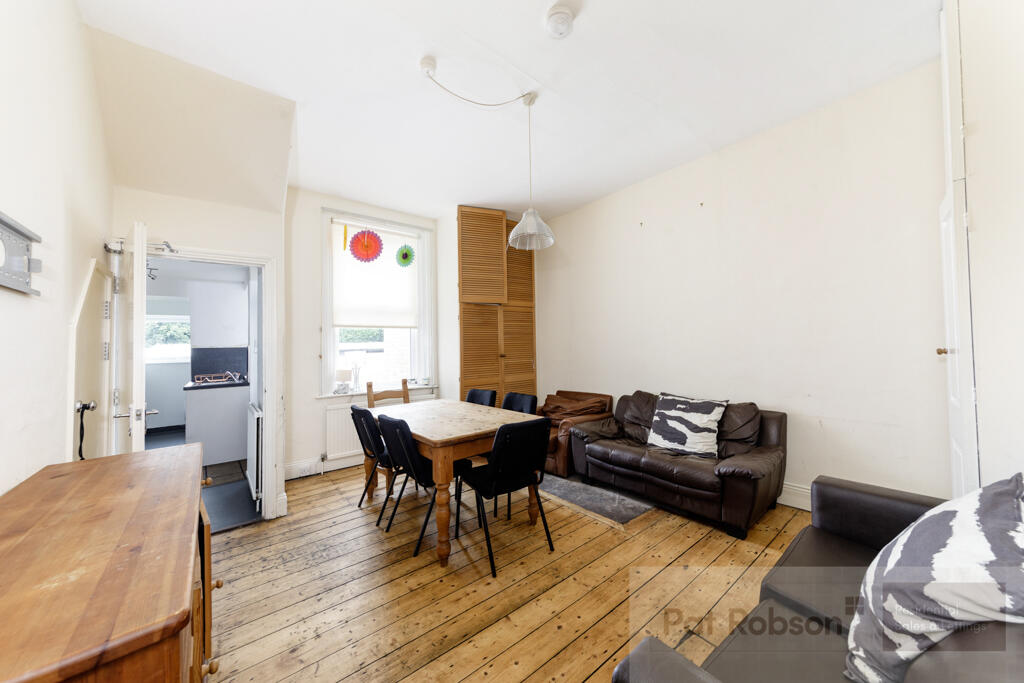 5 bed Detached for rent in Newcastle upon Tyne. From Pat Robson - Jesmond - Student Lettings