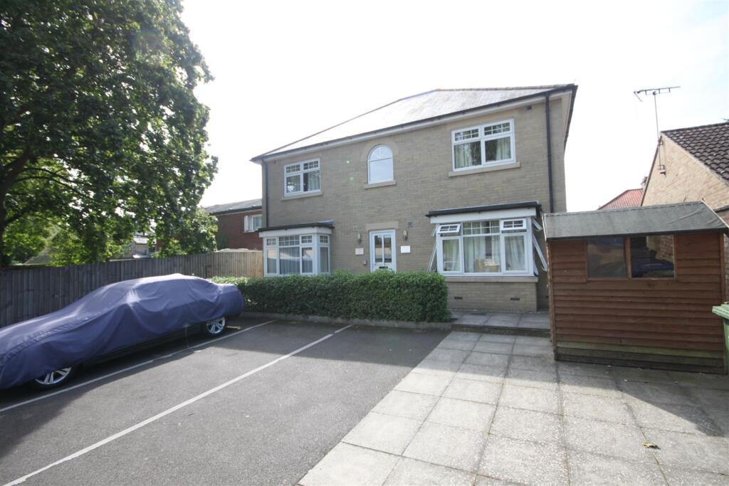 1 bed 1st Floor Flat for rent in Cambridge. From Radcliffe & Rust Estate Agents - Cambridge