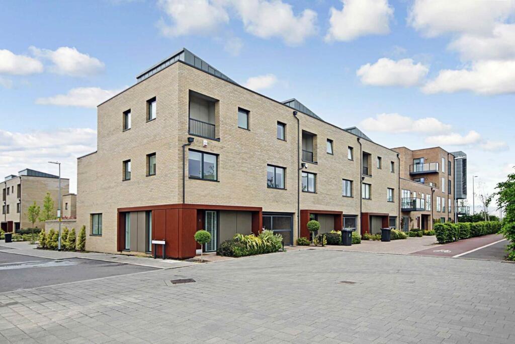 2 bed 1st Floor Flat for rent in Cambridge. From Radcliffe & Rust Estate Agents - Cambridge