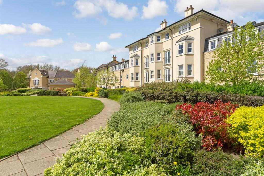3 bed 1st Floor Flat for rent in Cambridge. From Radcliffe & Rust Estate Agents - Cambridge