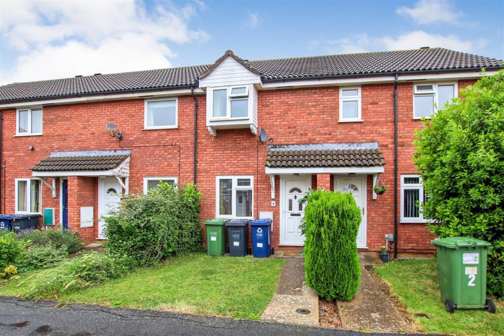2 bed Mid Terraced House for rent in St Ives. From Radcliffe & Rust Estate Agents - Cambridge