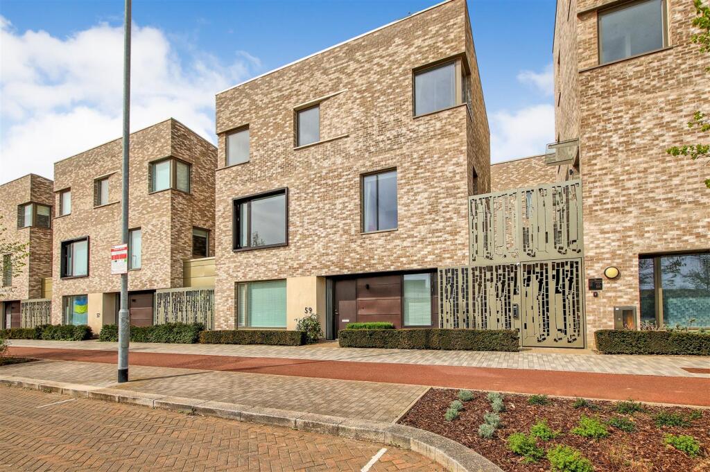 1 bed 1st Floor Flat for rent in Girton. From Radcliffe & Rust Estate Agents - Cambridge 1 bed 1st Floor Flat for rent in Girton. From Radcliffe & Rust Estate Agents - Cambridge