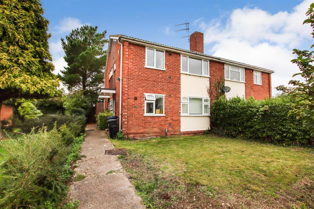 2 bed 1st Floor Flat for rent in Cambridge. From Radcliffe & Rust Estate Agents - Cambridge 2 bed 1st Floor Flat for rent in Cambridge. From Radcliffe & Rust Estate Agents - Cambridge