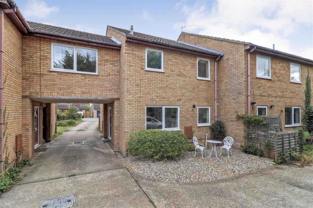 3 bed Mid Terraced House for rent in Histon. From Radcliffe & Rust Estate Agents - Cambridge 3 bed Mid Terraced House for rent in Histon. From Radcliffe & Rust Estate Agents - Cambridge