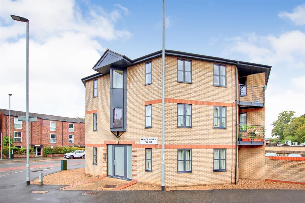1 bed 1st Floor Flat for rent in Cambridge. From Radcliffe & Rust Estate Agents - Cambridge 1 bed 1st Floor Flat for rent in Cambridge. From Radcliffe & Rust Estate Agents - Cambridge