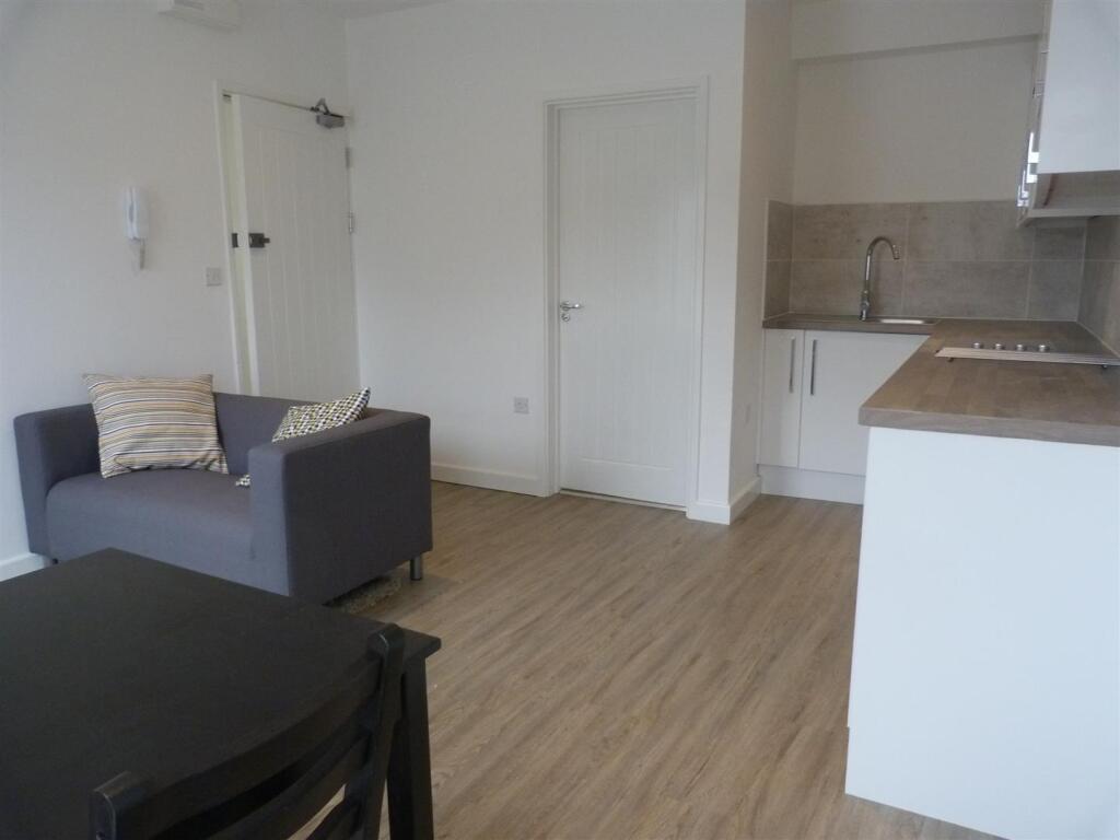 1 bed Detached for rent in Cardiff. From Keylet - Cathays