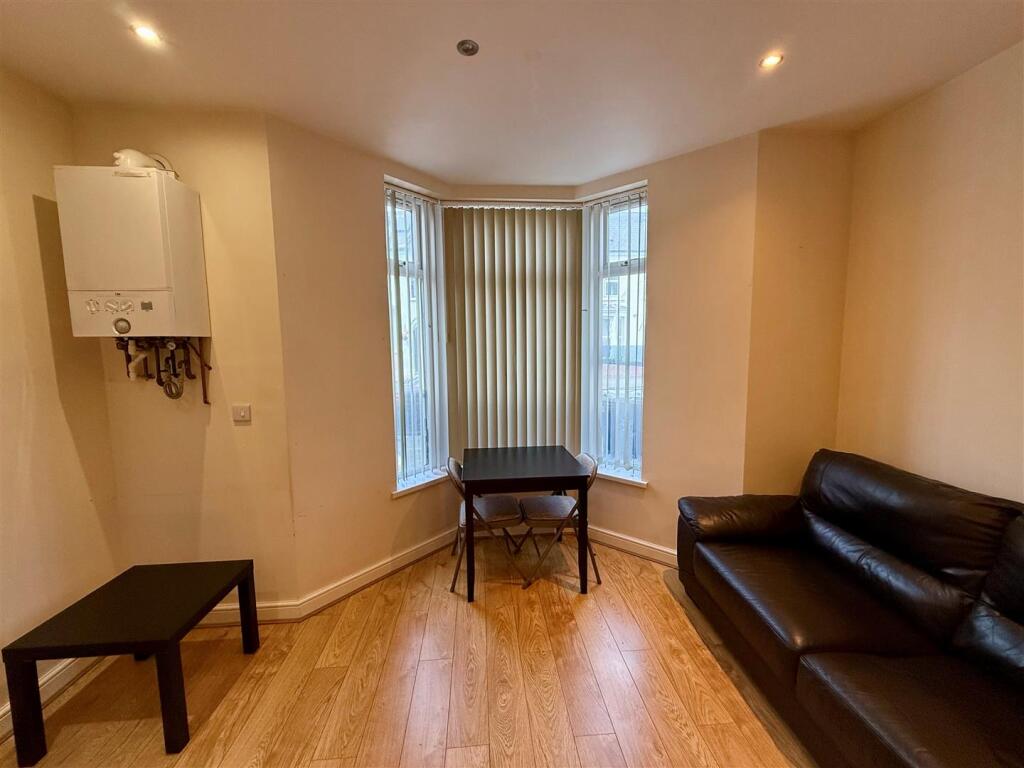 1 bed Detached for rent in Cardiff. From Keylet - Cathays