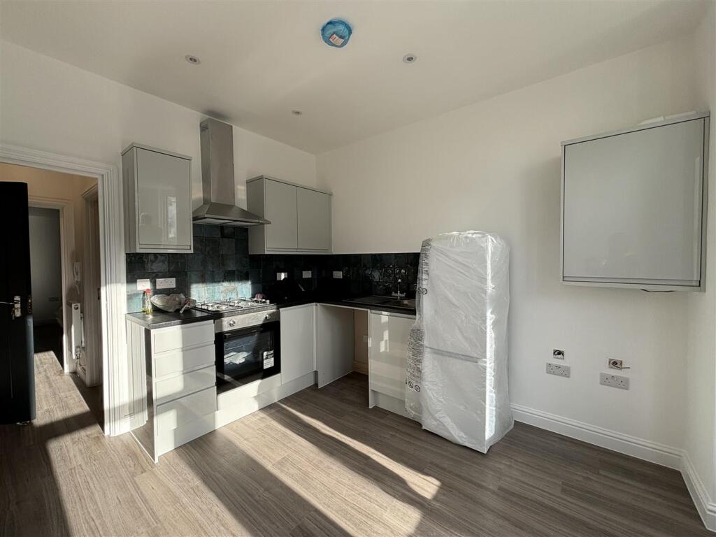 1 bed 1st Floor Flat for rent in Cardiff. From Keylet - Cathays