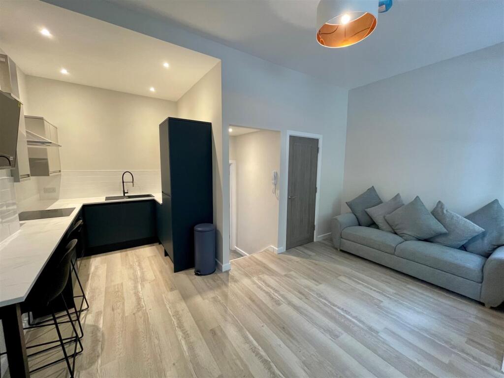 1 bed Detached for rent in Cardiff. From Keylet - Cathays