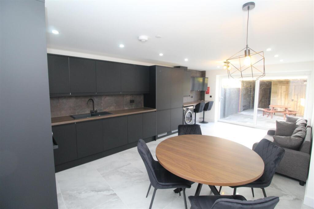 7 bed Annexe for rent in Cardiff. From Keylet - Cathays 7 bed Annexe for rent in Cardiff. From Keylet - Cathays