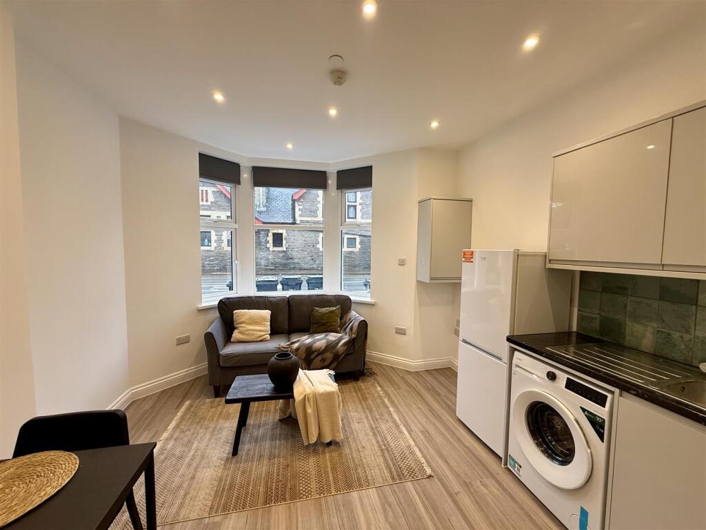 1 bed 1st Floor Flat for rent in Cardiff. From Keylet - Cathays