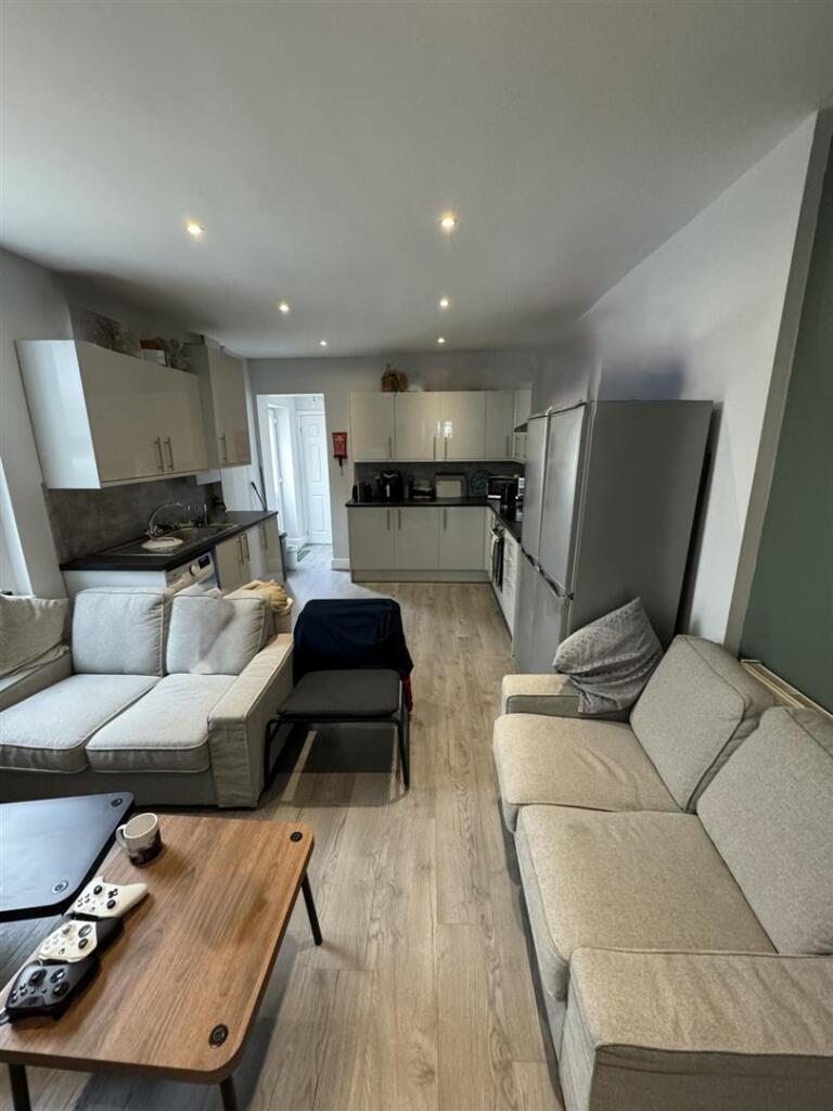 1 bed Detached for rent in Cardiff. From Keylet - Cathays