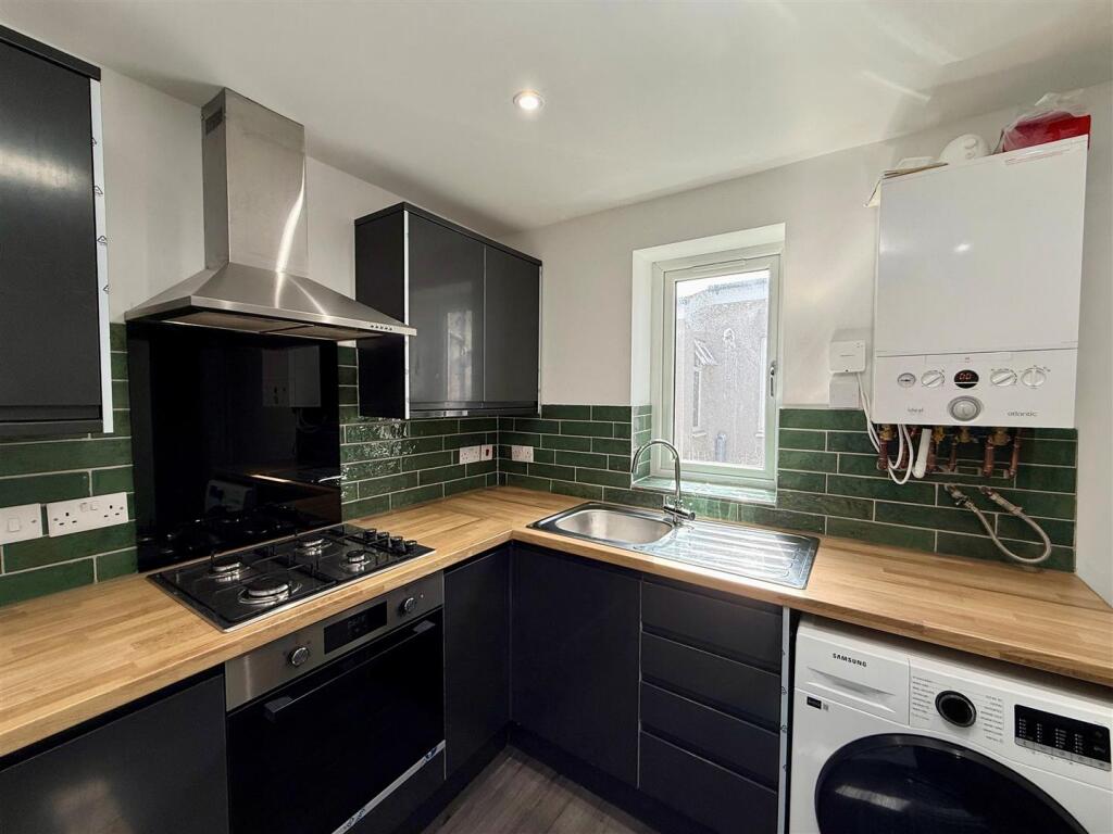 2 bed 1st Floor Flat for rent in Cardiff. From Keylet - Cathays 2 bed 1st Floor Flat for rent in Cardiff. From Keylet - Cathays