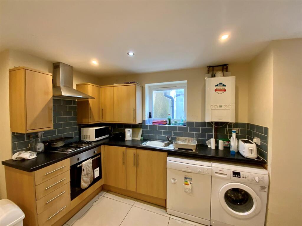 2 bed Detached for rent in Cardiff. From Keylet - Cathays 2 bed Detached for rent in Cardiff. From Keylet - Cathays