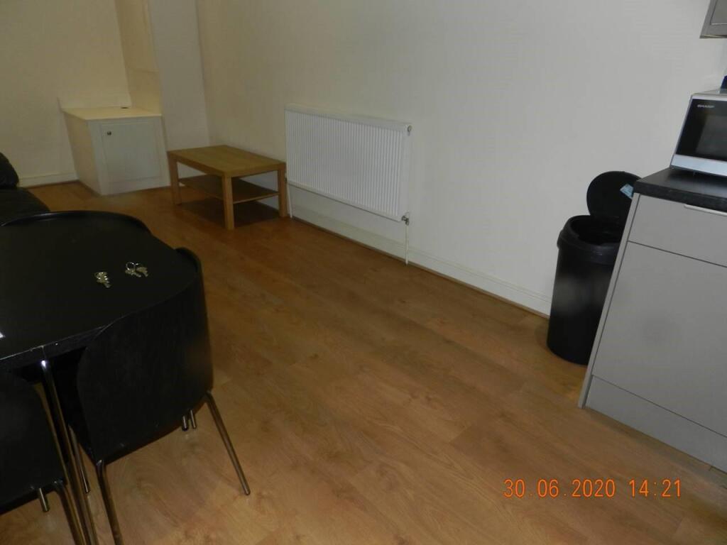 2 bed 1st Floor Flat for rent in Cardiff. From Keylet - Cathays 2 bed 1st Floor Flat for rent in Cardiff. From Keylet - Cathays