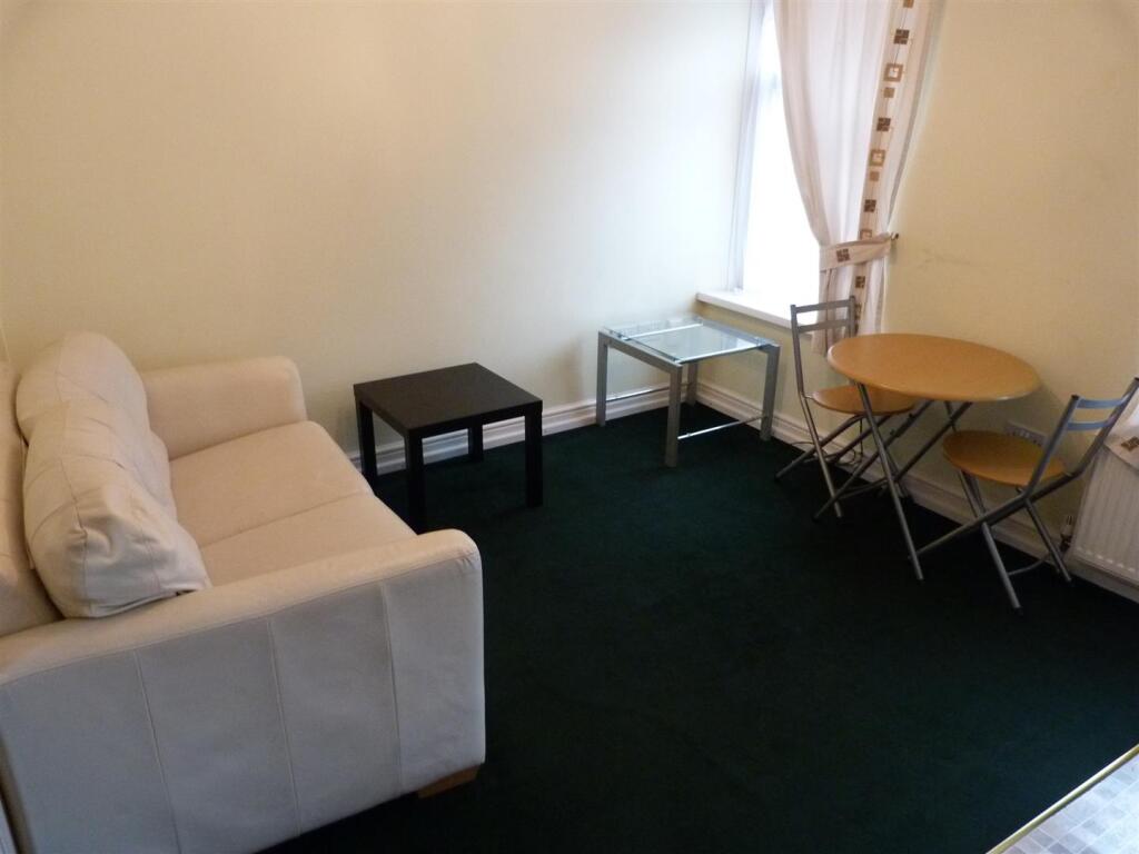 1 bed 1st Floor Flat for rent in Cardiff. From Keylet - Cathays 1 bed 1st Floor Flat for rent in Cardiff. From Keylet - Cathays