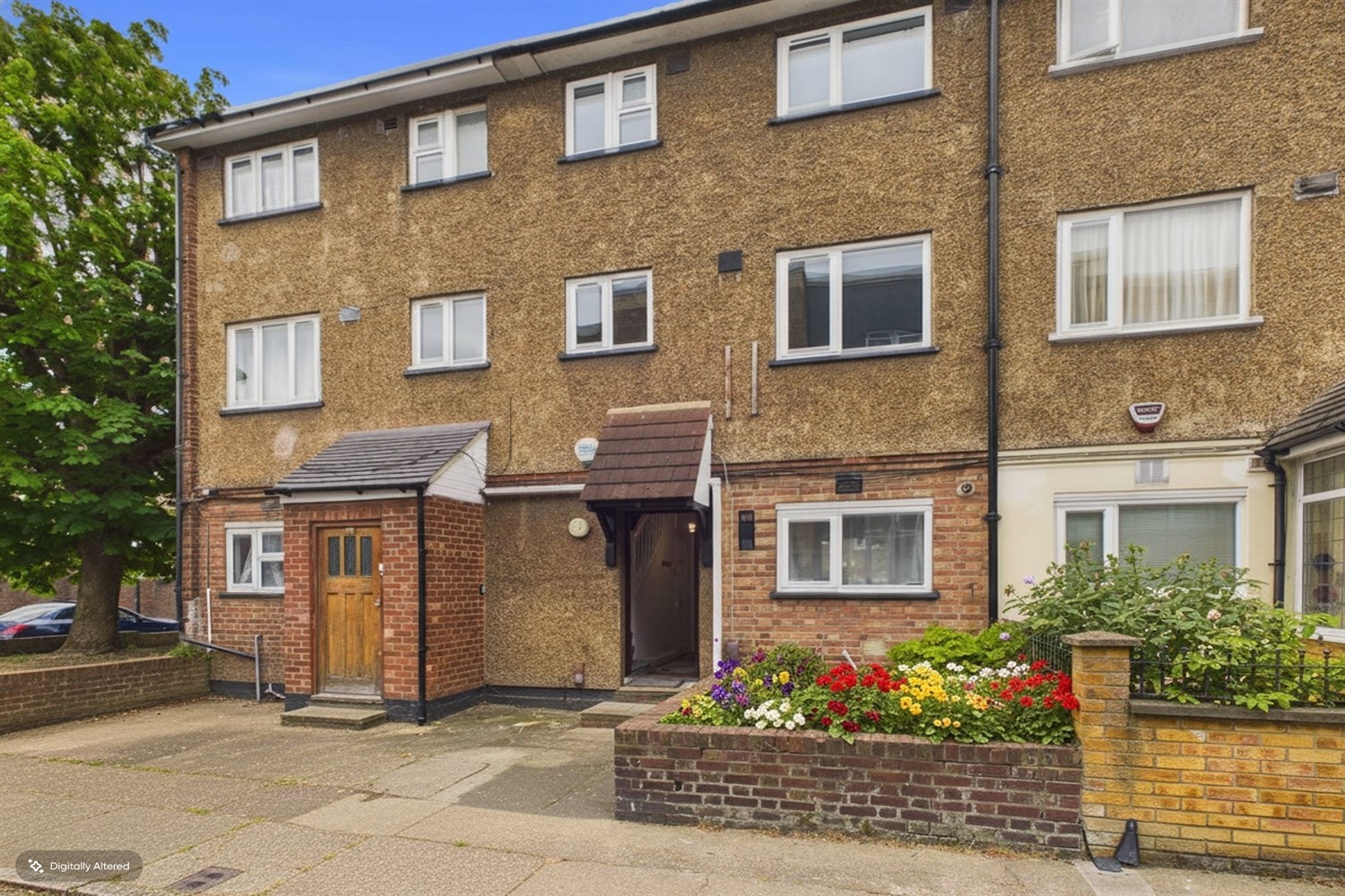 4 bed Mid Terraced House for rent in Poplar. From Henry Wiltshire - Canary Wharf 4 bed Mid Terraced House for rent in Poplar. From Henry Wiltshire - Canary Wharf