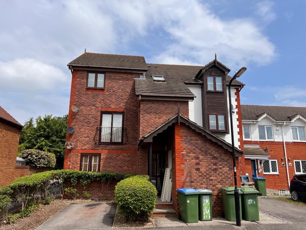 1 bed 1st Floor Flat for rent in Netley. From Brook Independent Residential Lettings - Park Gate 1 bed 1st Floor Flat for rent in Netley. From Brook Independent Residential Lettings - Park Gate
